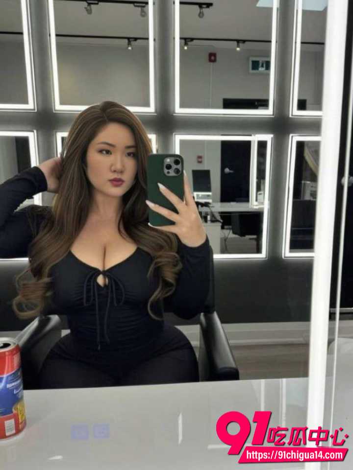 北美女留学生Caroline被曝真实身份王冰萱19 北美女留学生Caroline被曝真实身份王冰萱19