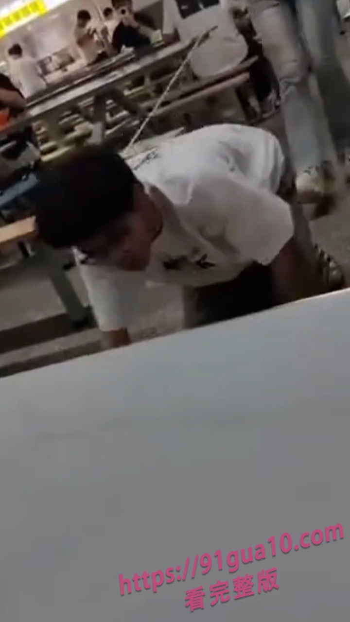 学姐食堂调教学弟4