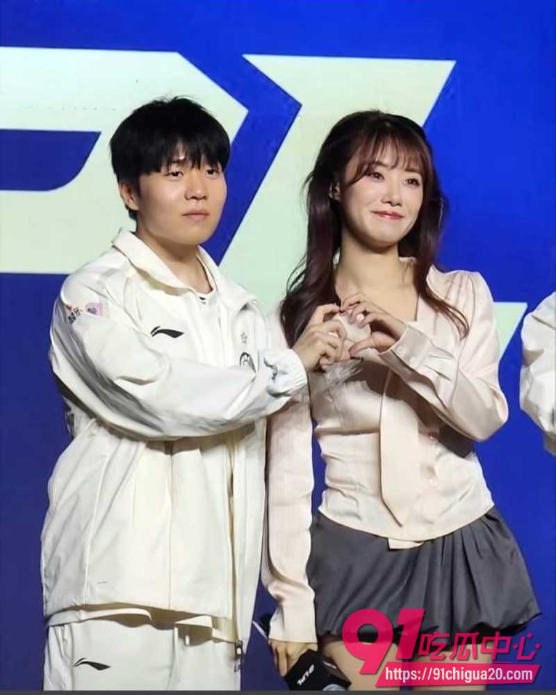 电竞冠军Rookie出轨韩国女网红 28 电竞冠军Rookie出轨韩国女网红 28