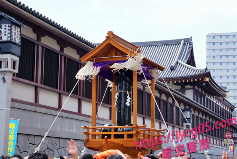 日本金原祭巨型丁丁神轿上街巡游!川崎最骚传统竟源自江户妓院?