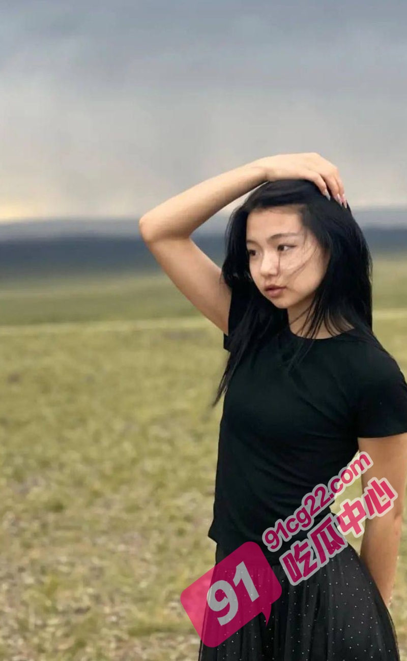 约炮石家庄20岁清纯学生妹 皮滑肉嫩无套抽插姿势百变！ 配图4