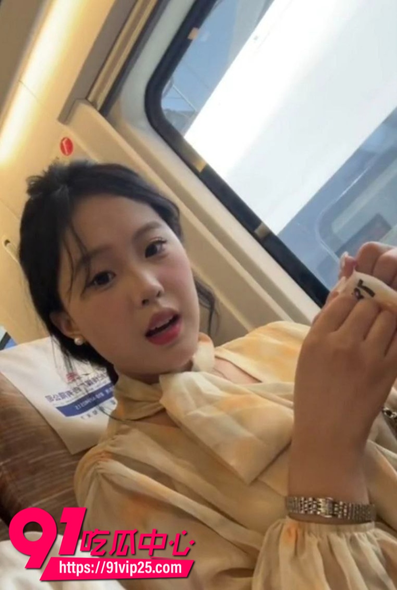 上海民航职业技术学院空中乘务系贾明爽勾引学长酒店约炮视频意外泄露11 上海民航职业技术学院空中乘务系贾明爽勾引学长酒店约炮视频意外泄露11