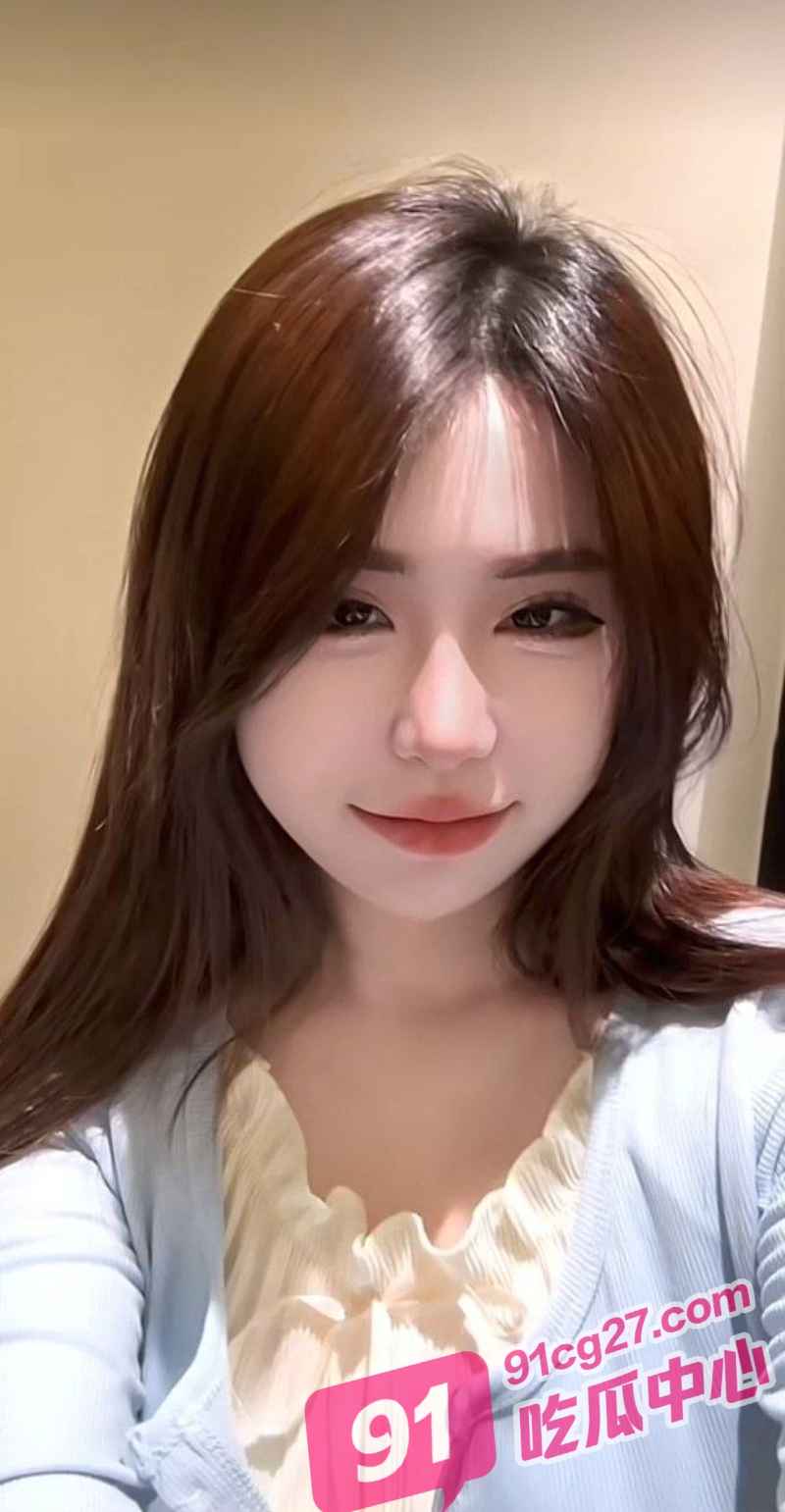 12_W_800px.jpg