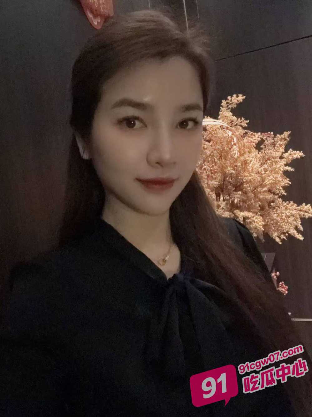 深圳北海粤宴航盛店 巨乳老板娘 陈英梅 为了抢生意竟发裸照勾引老顾客！ 配图5