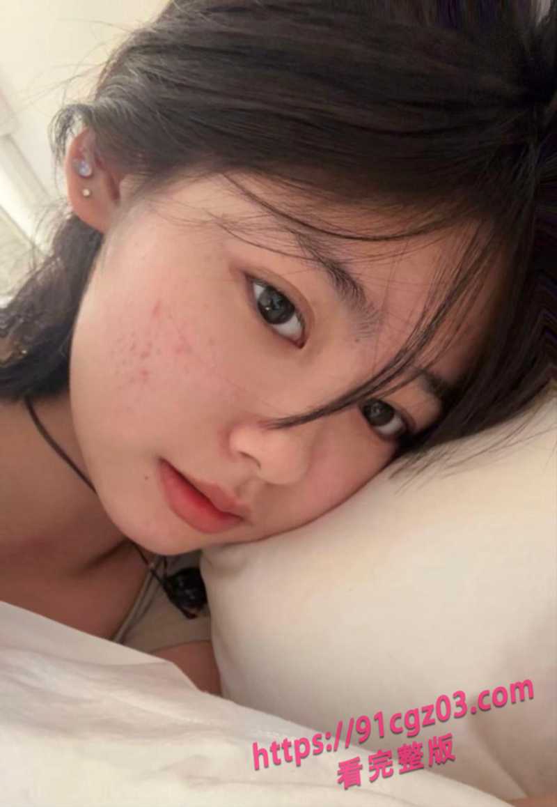 性瘾女大学生被主人SM调教 为了完成任务当着舍友面自慰