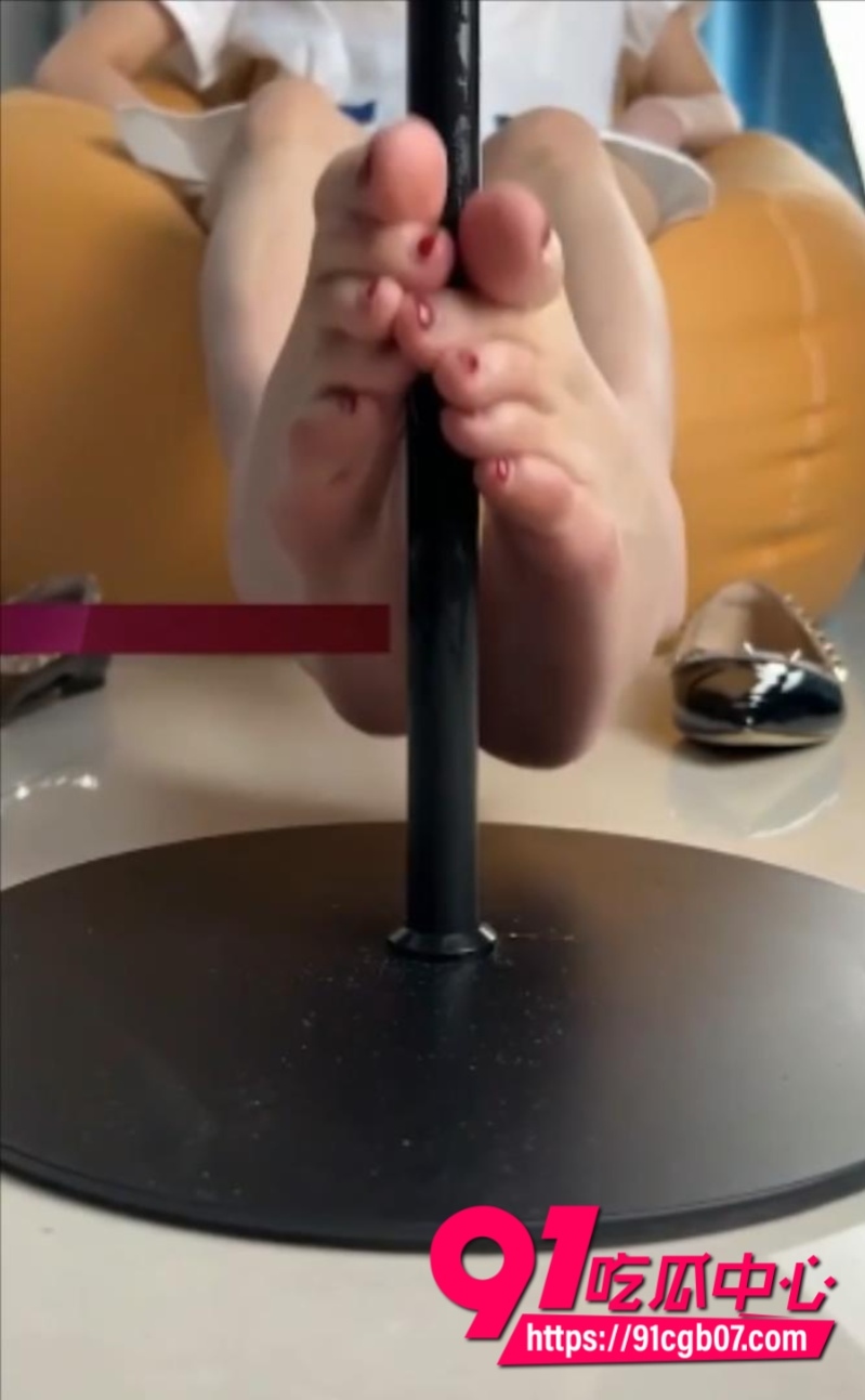 115万粉丝的抖音网红猫佩奇视频流出4