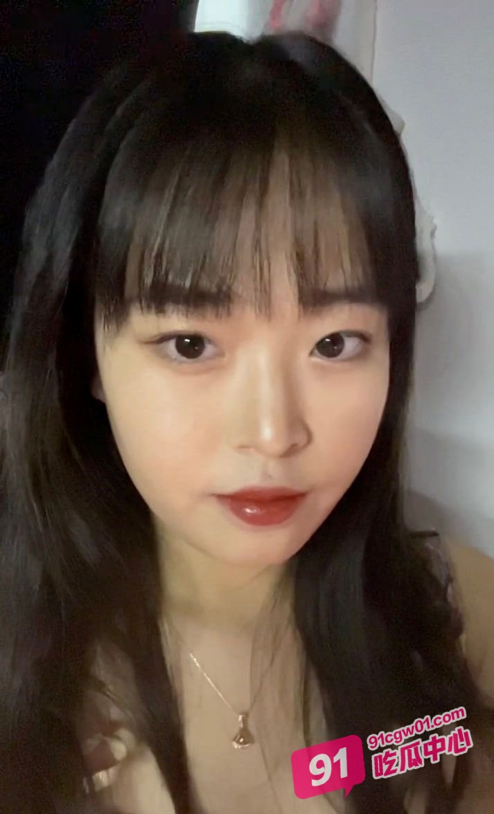 西北师范大学女生尹以彤自慰成瘾 在交友平台约炮被调教成骚母狗！ 配图2
