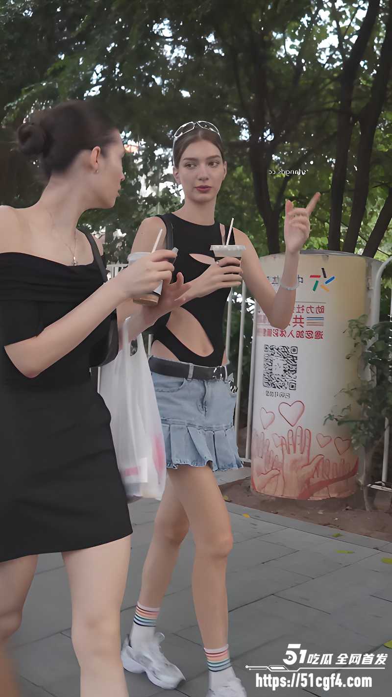 广东偷拍大神 抄底性感洋妞 3