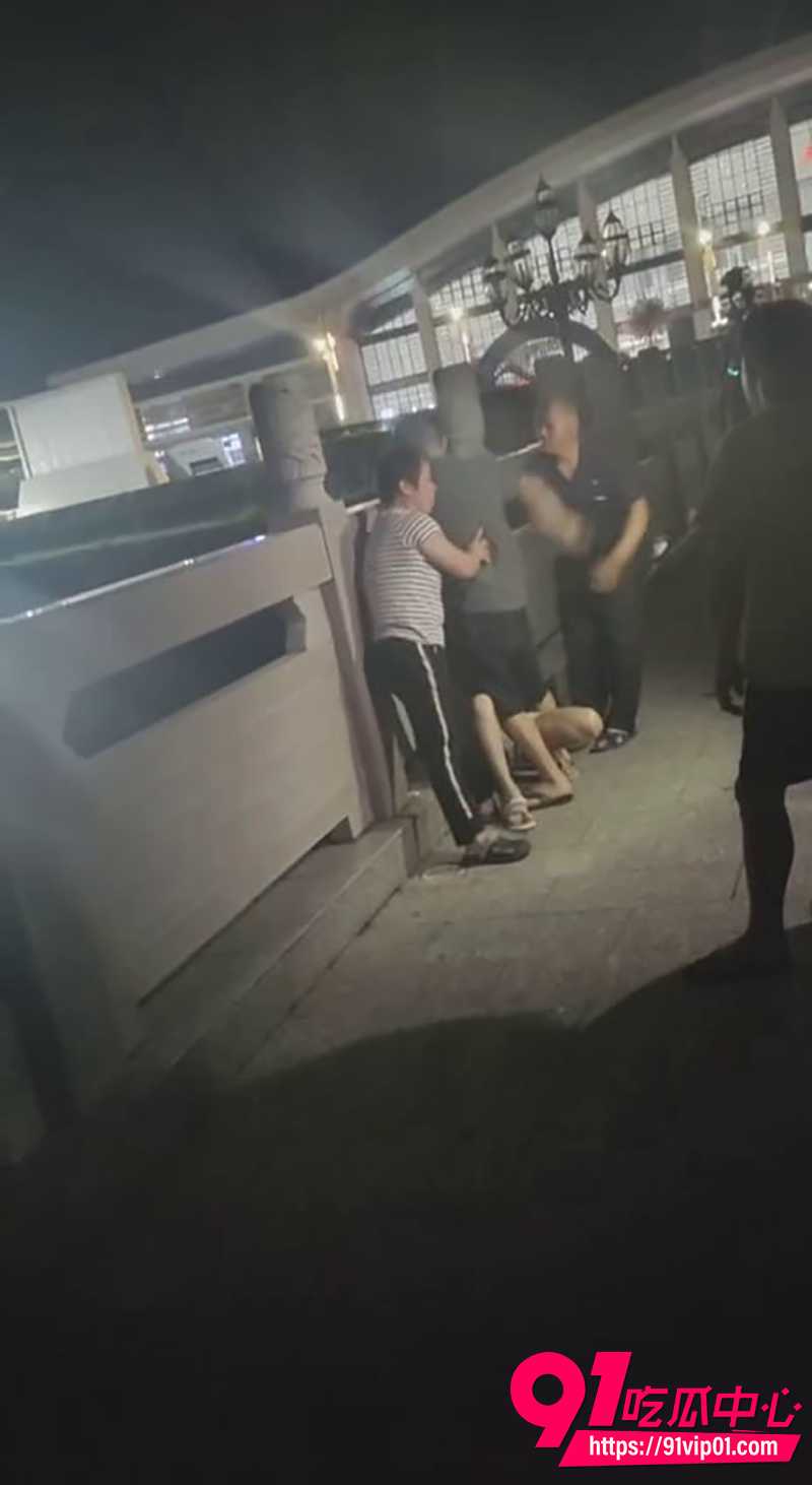 大型抓奸现场 5 大型抓奸现场 5