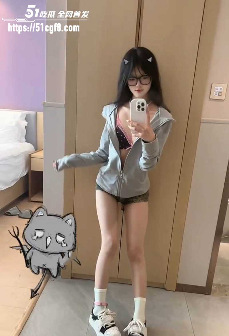 可爱尤物小仪调教合集 6 拷贝 可爱尤物小仪调教合集 6 拷贝