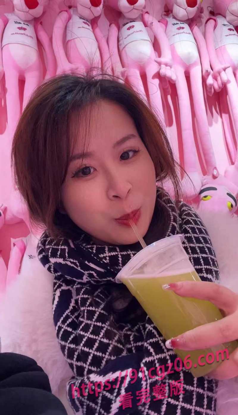 陆丰碣石人气女网红兰妹黑料32.jpg 陆丰碣石人气女网红兰妹黑料32.jpg