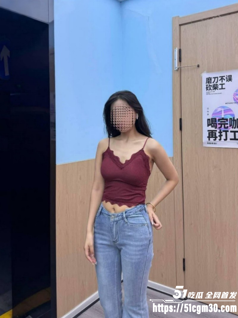 39岁妈妈和30岁堂姐强上喝醉的堂姐01