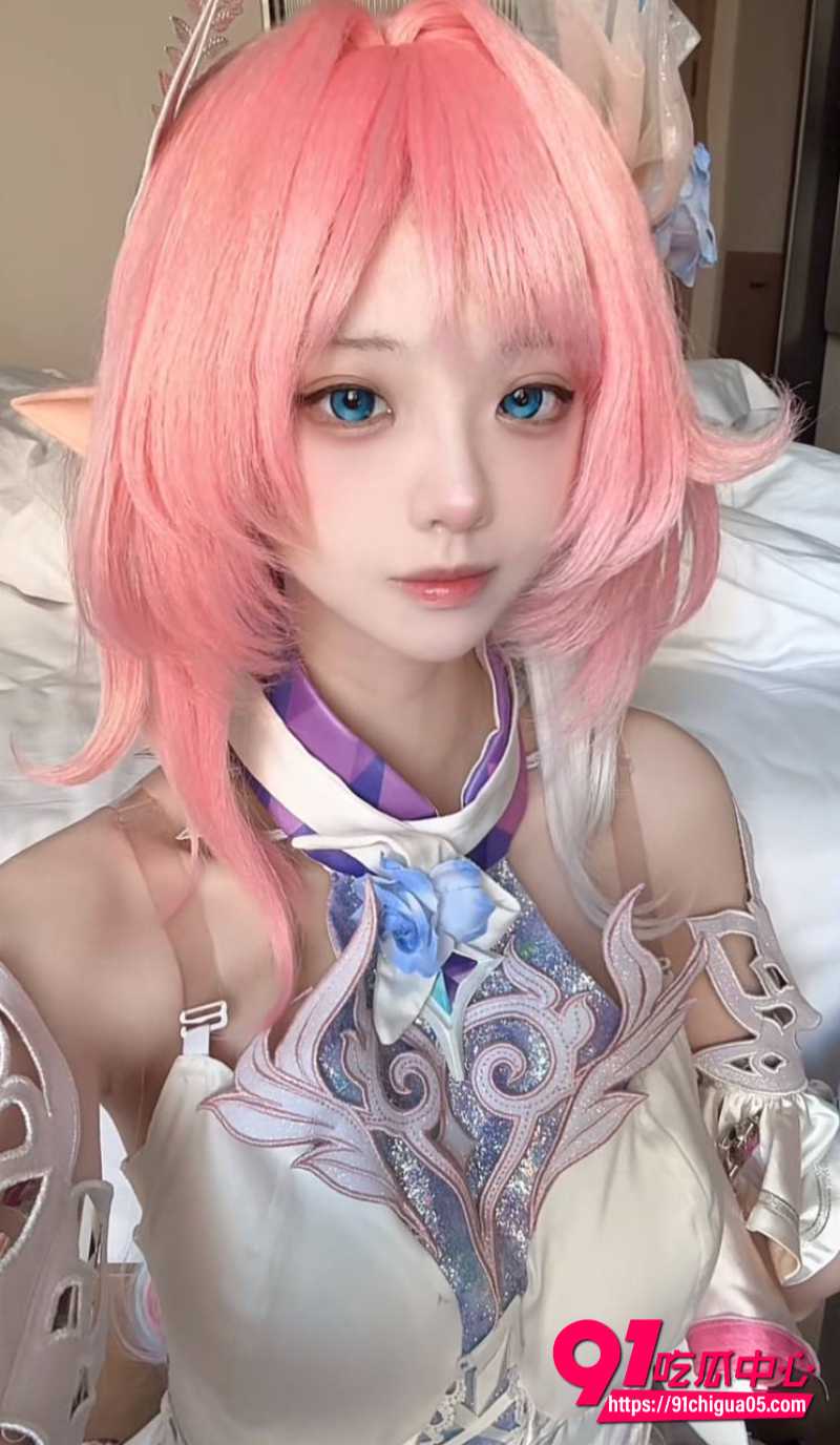 抖音40万粉丝网红 拿铁ouo9