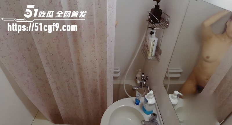 性感伴娘出租屋洗澡偷拍 5 性感伴娘出租屋洗澡偷拍 5