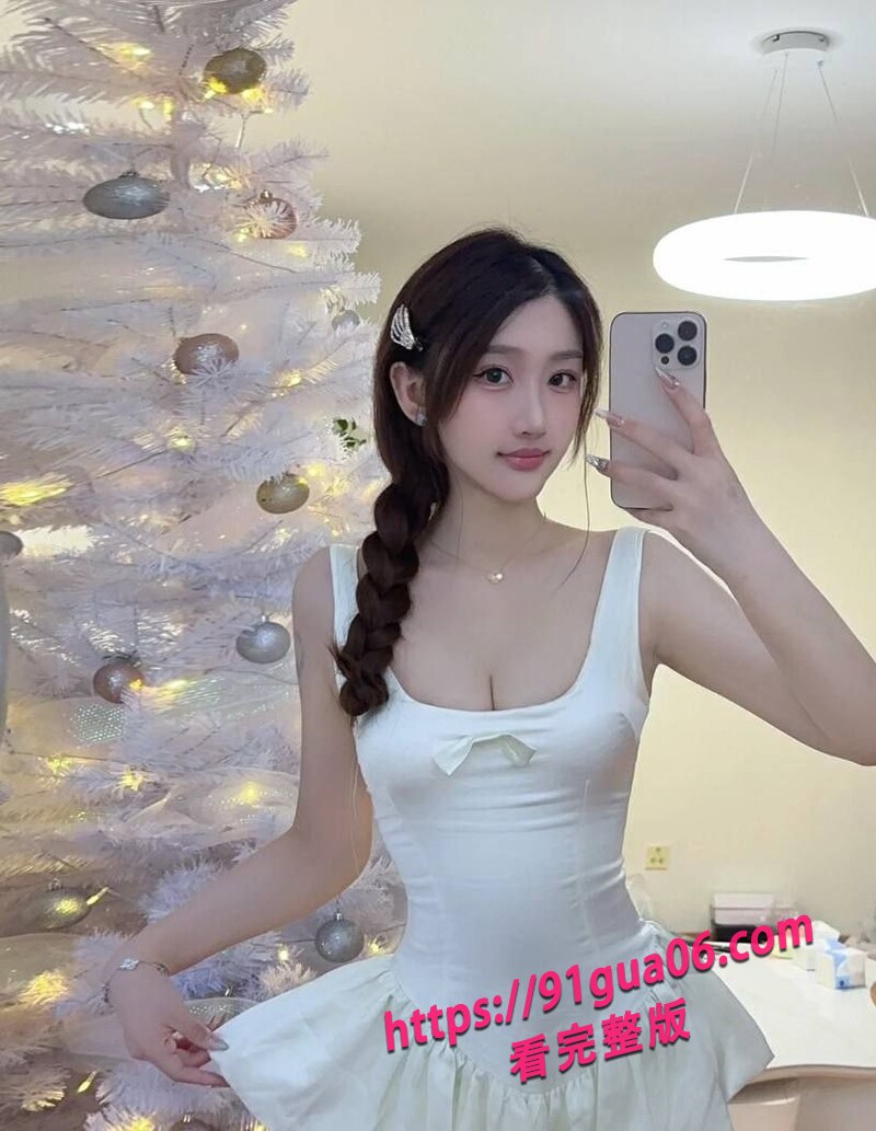 南大清纯学妹大尺度私拍流出 学妹颜值身材双在线