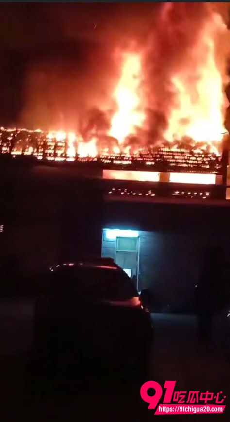 泸州胡市火灾现场视频1