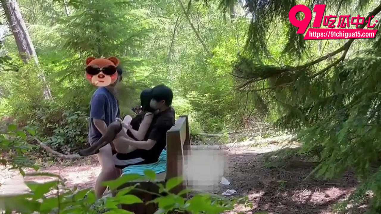 户外露出达人晨汐蒙眼黑丝诱惑刚成年弟弟8