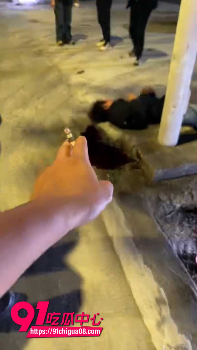 福建9号电车鬼火少年带着妹子炸街结果命丧当场9
