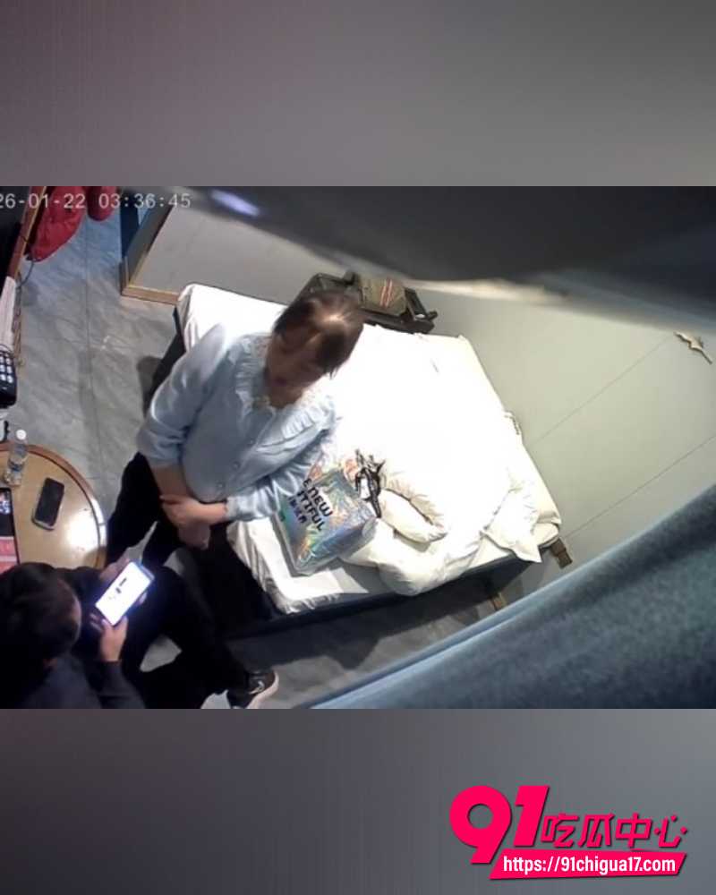乌鲁木齐渣男出轨按摩女  9