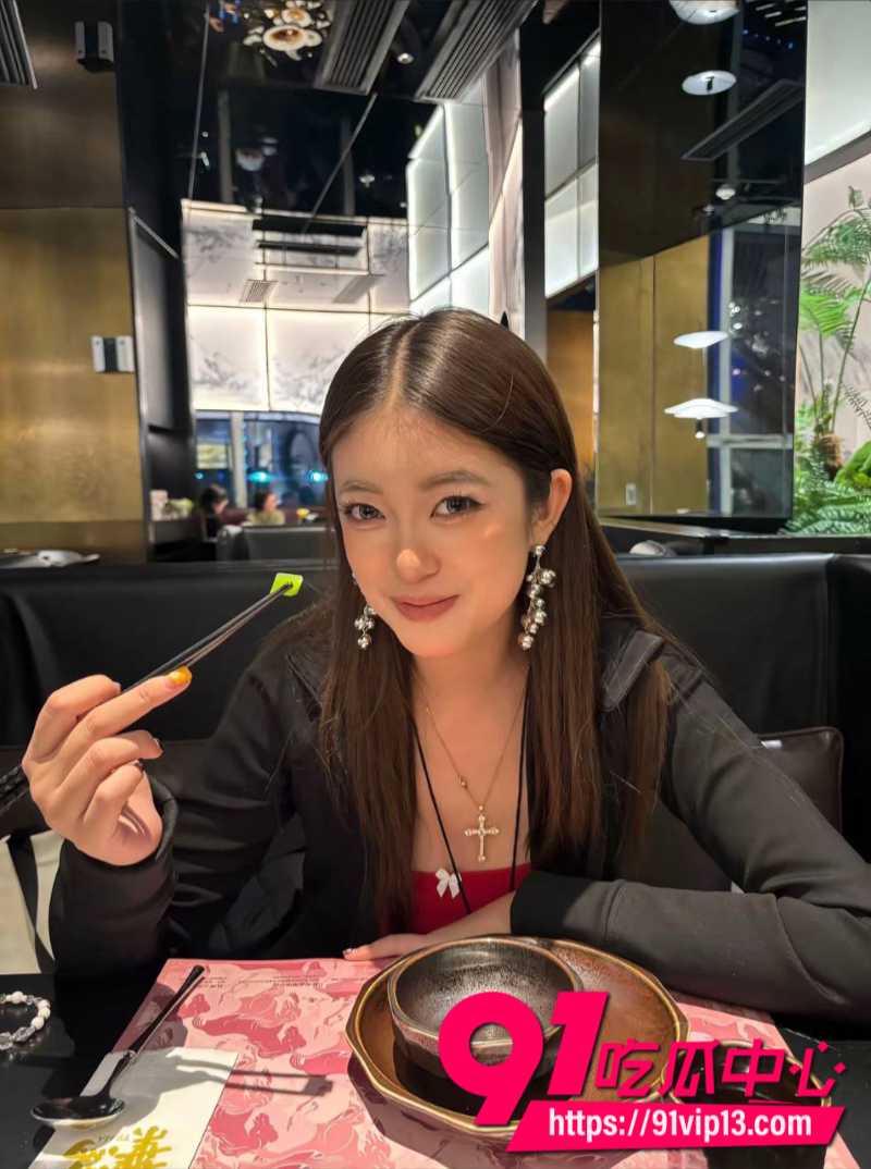 抖音23岁美少女Mameliya前男友太离谱赌博骗50万软饭硬吃还出轨新欢同居4 抖音23岁美少女Mameliya前男友太离谱赌博骗50万软饭硬吃还出轨新欢同居4