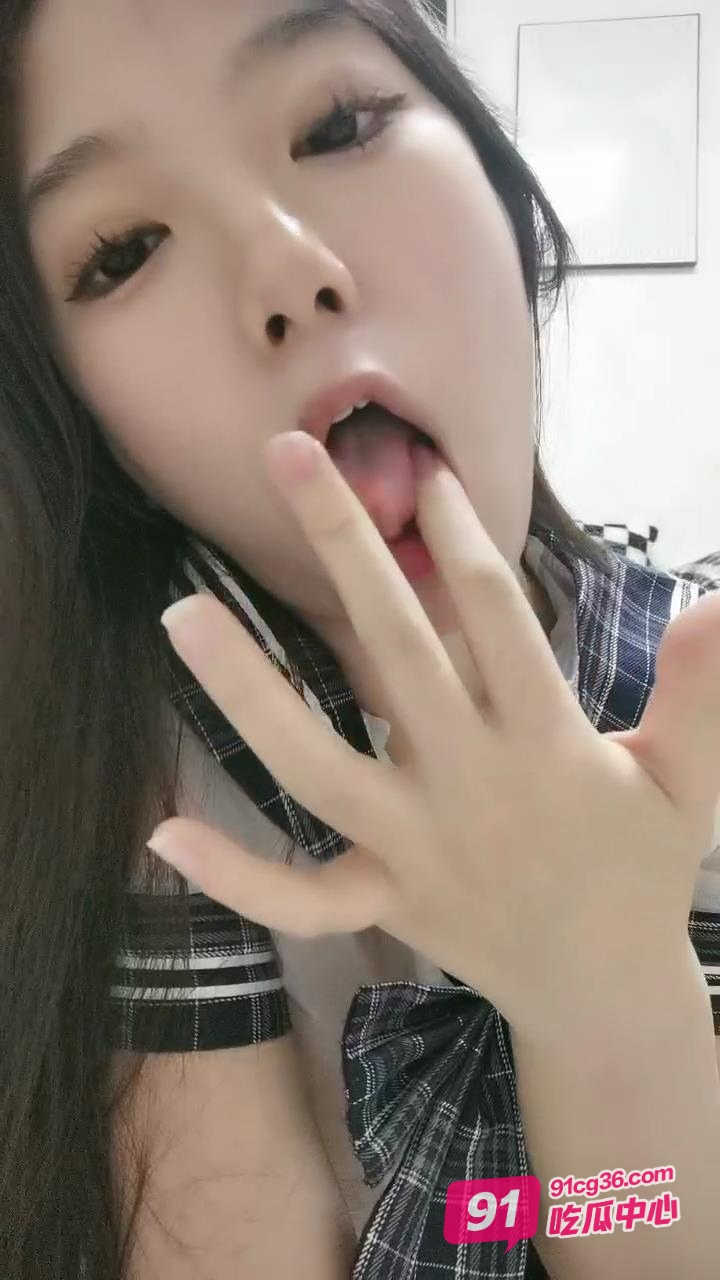 超美校花陈美娟下海直播视频流出 近距玩弄骚穴淫荡自慰 反差十足~ 配图2
