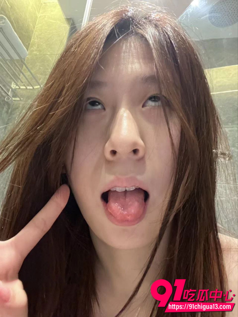 3女1男酒店群P4