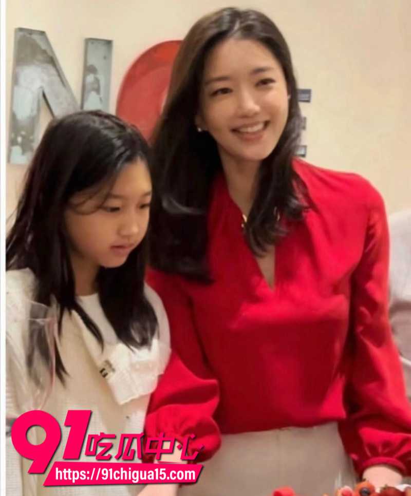 韩国最强小三金熙英勾引总统女儿的老公2
