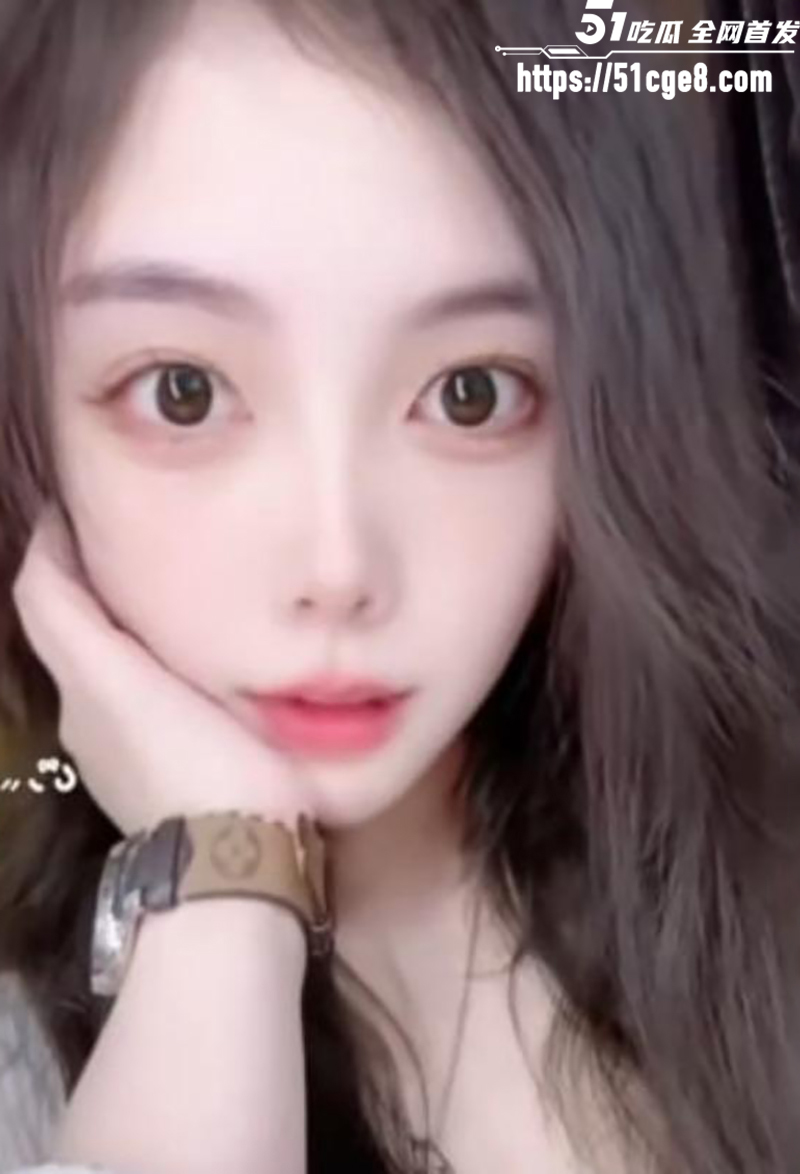 好兄弟邀瓜友试操白虎女奴4P视频曝光1拷贝