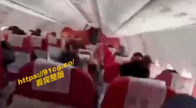 吓坏了!川航遇上强烈气流失重舱内剧烈轰动上下摇晃持续全机尖叫