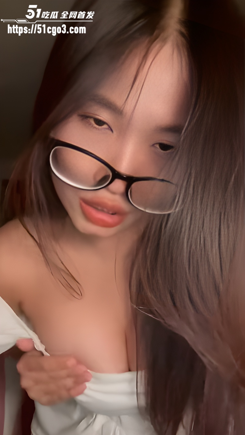 海南眼镜妹1