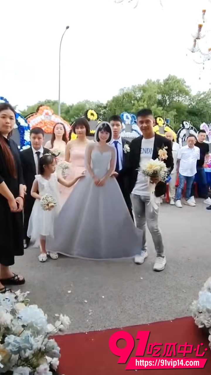 活人新郎出席冥婚仪式4 活人新郎出席冥婚仪式4