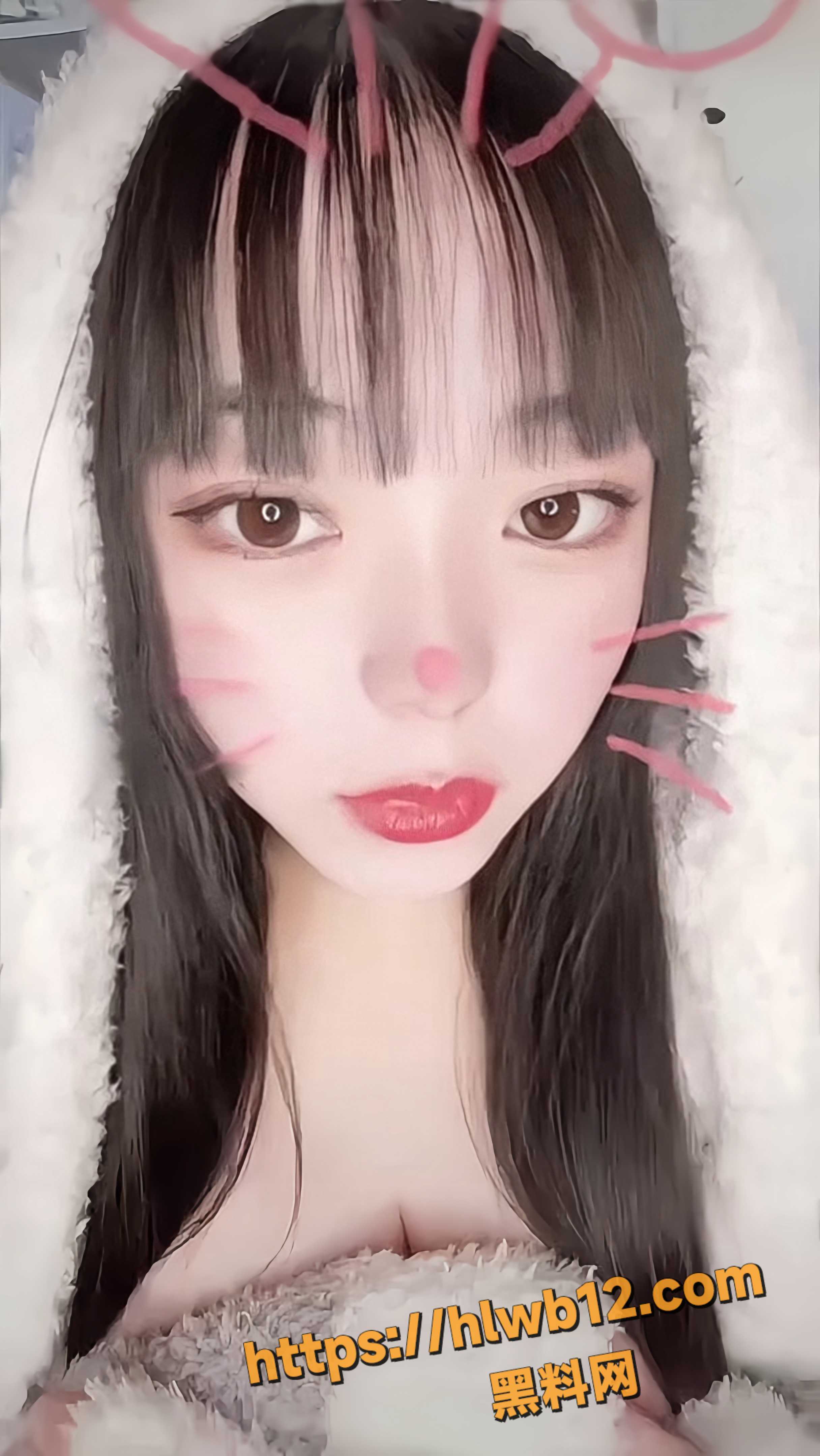TikTok极品嫩妹 R 福利合集流出 条纹毛衣真空上阵 对镜展示娇躯 白虎嫩穴极致诱惑！