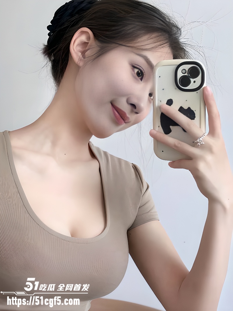 金主包养巨乳学生妹私拍  1