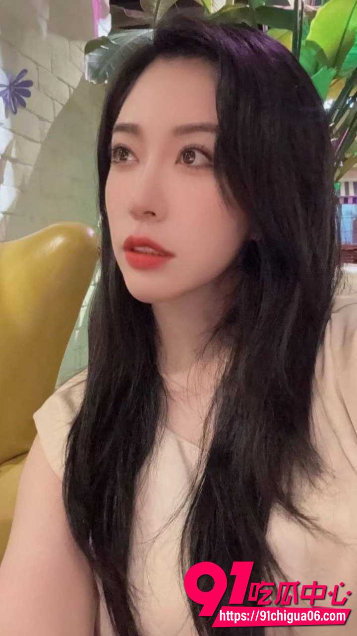 顶级颜值少妇携19岁清纯女儿争抢老公粗硬鸡巴6