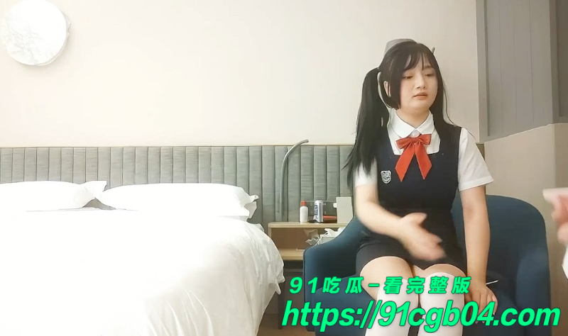 探花一哥花2800约炮童颜巨乳小萝莉 别看年纪小技术活非常好 全程无尿点 精彩刺激