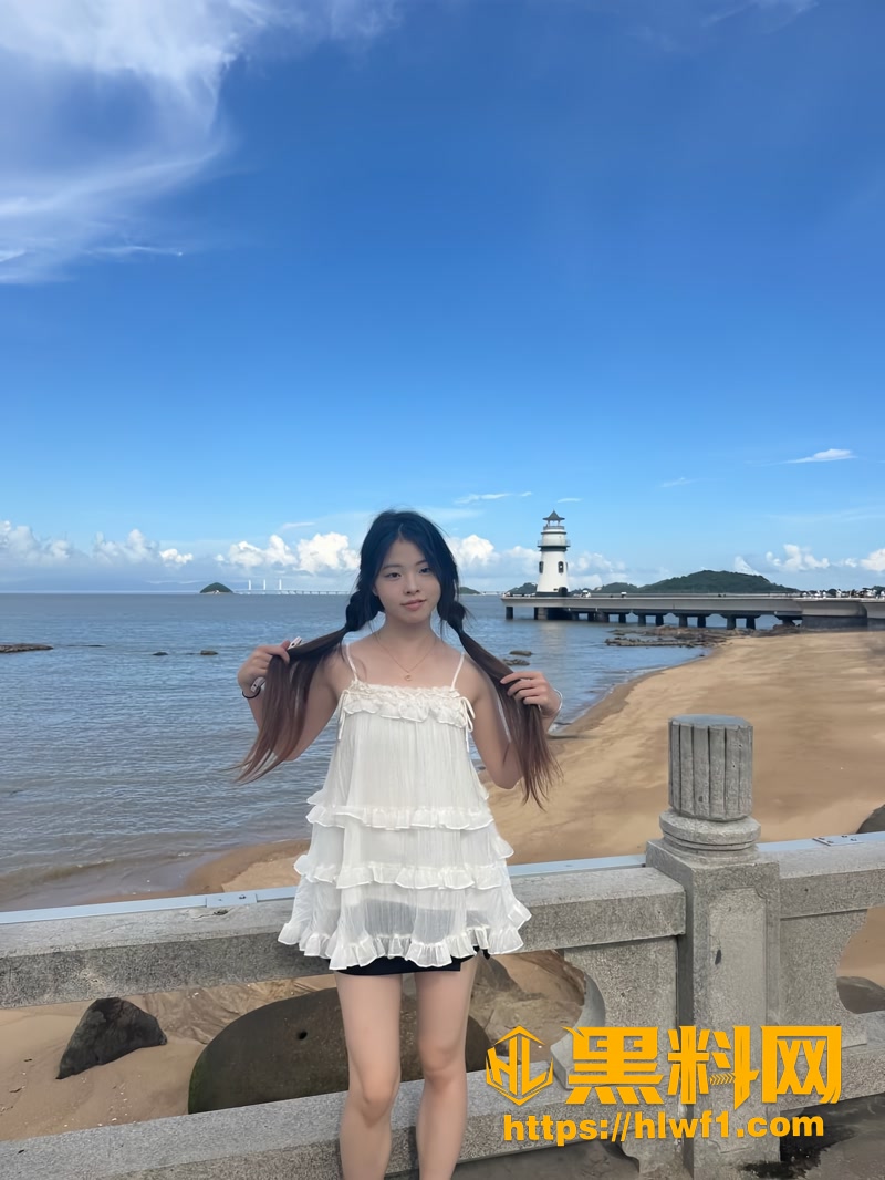 华南理工大学计算机科学与工程系 陈潇潇 被蒙眼玩到高潮腿软