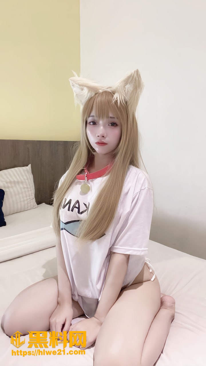 前凸后翘微胖极品大学生 乖巧猫耳装扮 全裸自慰白虎美穴 高潮浪叫白浆狂流