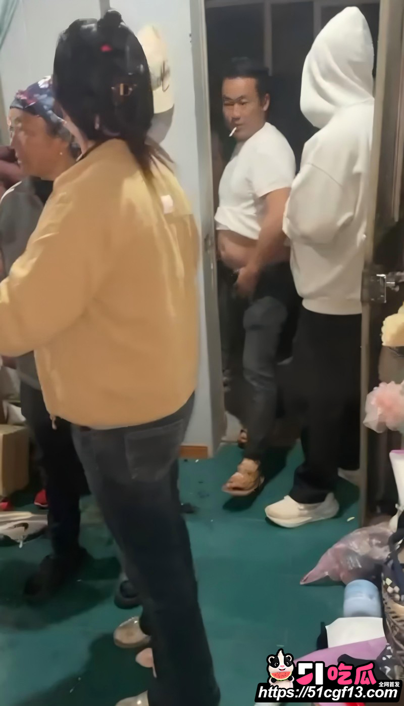 藏族炸裂抓奸现场4
