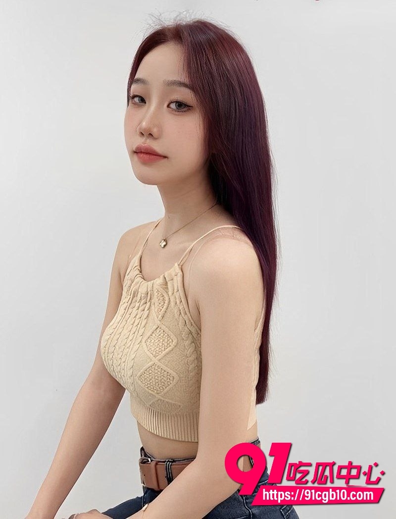 在校女大学生私拍视频曝光 床上身穿情趣内衣露脸秀美乳翘臀 白虎嫩穴骑乘吸吮肉棒刺激到爆