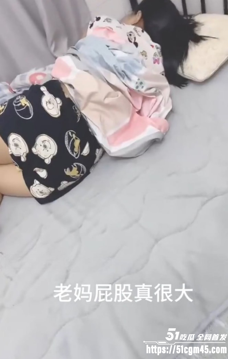 乱伦大神深圳工厂母子新作01