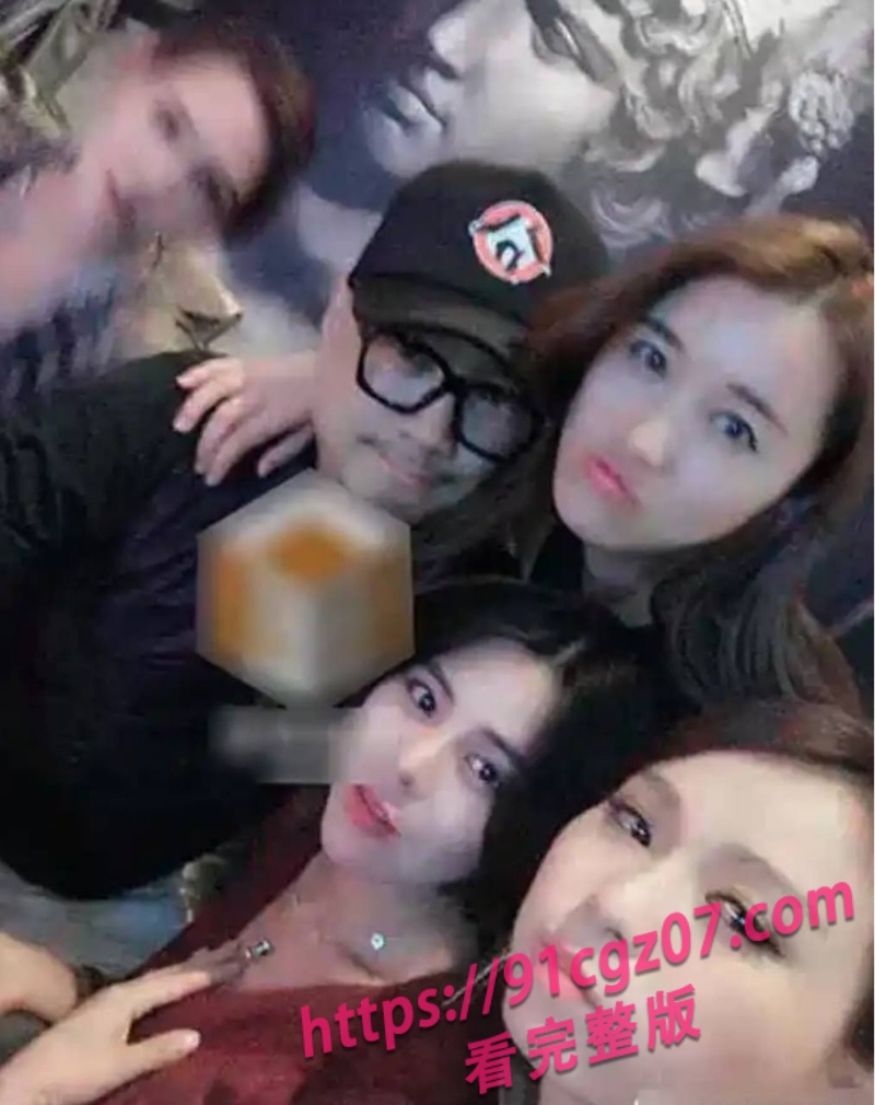 徐峥被曝骚扰人妻长期嫖娼35.jpg