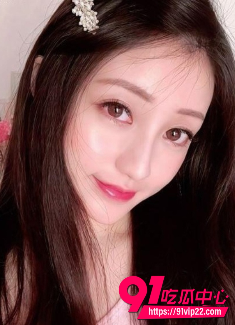 武汉经贸学院高冷女神李雪雅私拍6