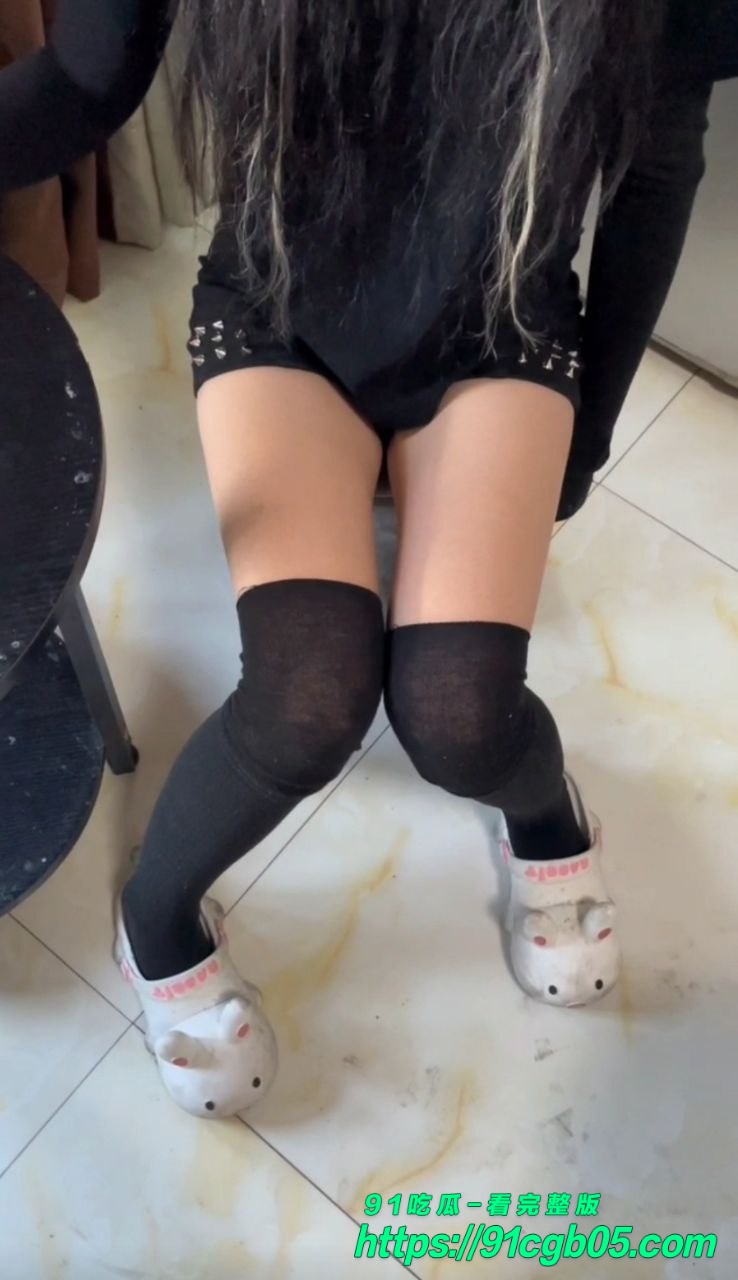 朋友的妹妹和家人吵架了,主动来投奔我3 朋友的妹妹和家人吵架了,主动来投奔我3
