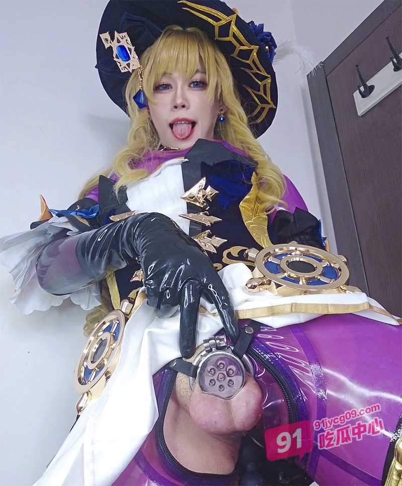 重口预警！胶衣伪娘eritablezx22 长得挺漂亮背地里喜欢插菊花！