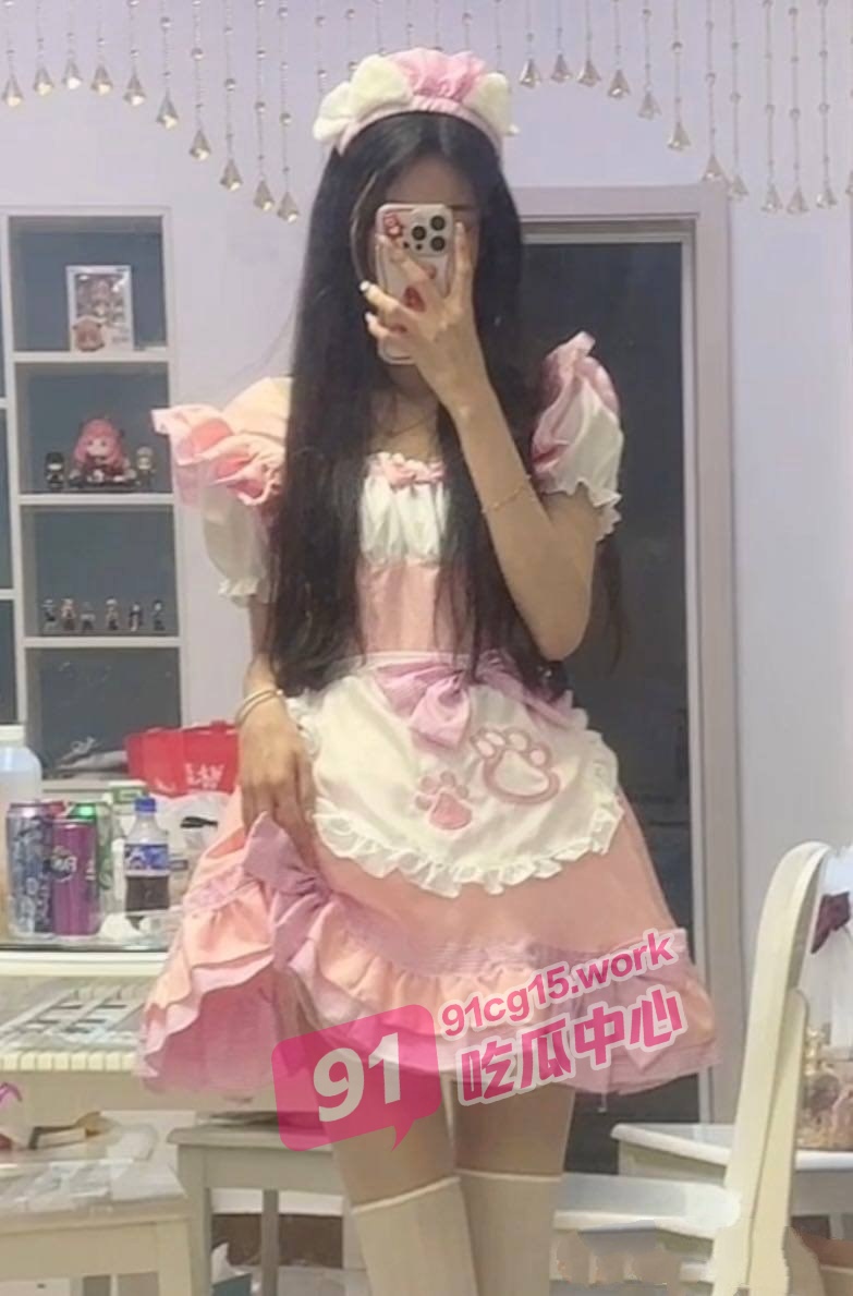 女仆推荐～清纯女大学生身着女仆装 “哥哥 我还是第一次呢”