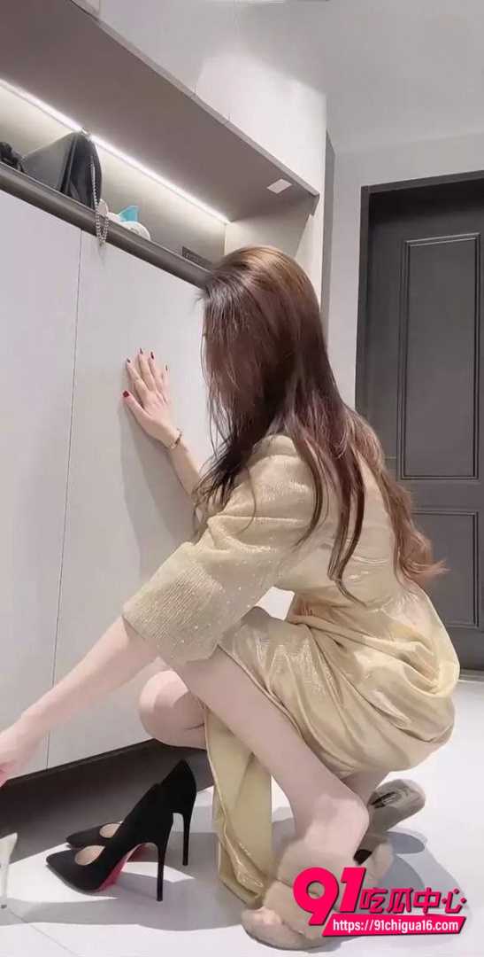 快手严厉的陈老师黑丝裸舞5 快手严厉的陈老师黑丝裸舞5