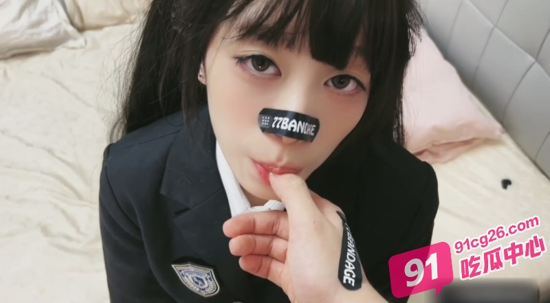 美少女创可贴贴新作 双马尾黑丝被提腿爆操 白虎嫩穴被无套内射！