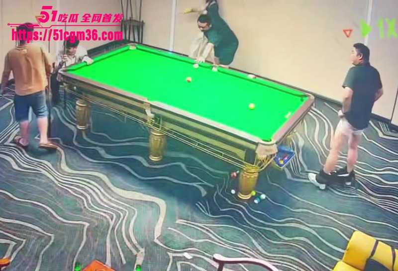 台球厅脱裤露出视频曝光 7 拷贝
