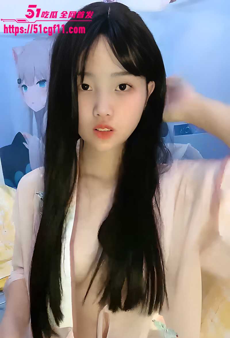 微胖三点超粉嫩高颜值大学生自慰视频流出2拷贝