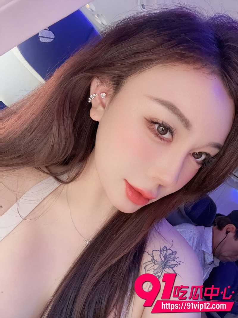 抖音巨乳芷仪G宝大诗瑶9